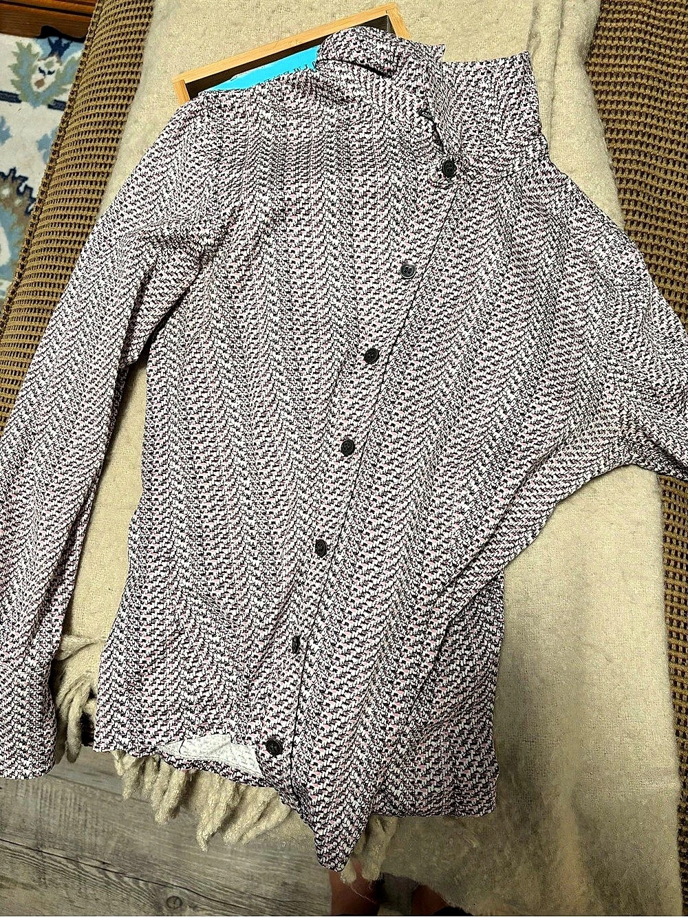 Ann Taylor Women's shirt Pink & Black Like New